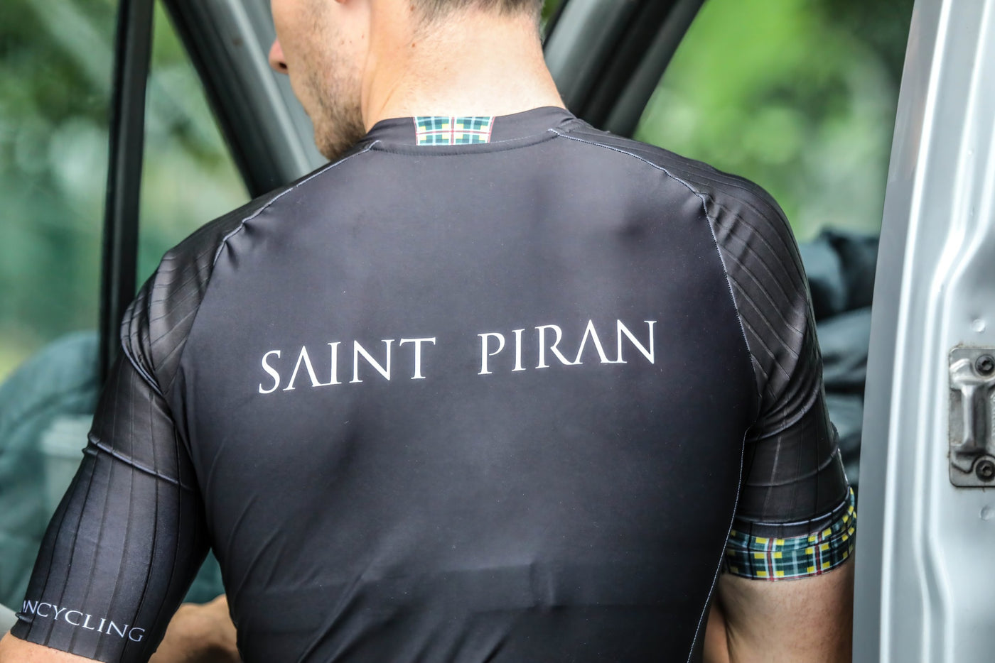 A JERSEY IS NOT JUST A JERSEY. UNVEILING THE STORY BEHIND SAINT PIRAN X BIORACER JERSEYS WITH TEAM OWNER RICHARD PASCOE