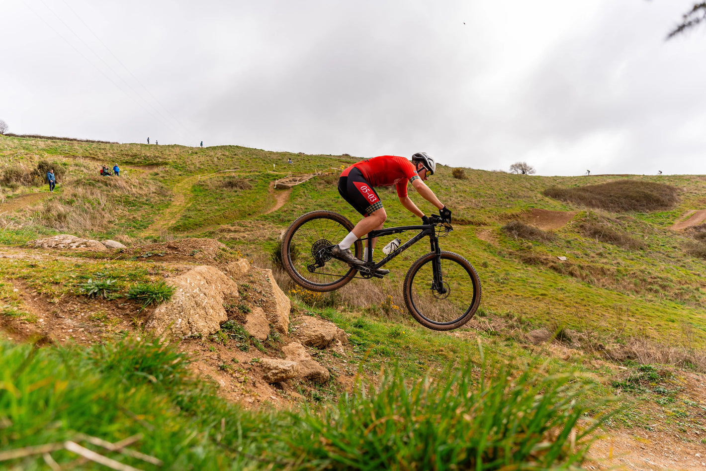 Full-Suspension Saint Piran Service Course