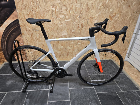 Cannondale Road Bike 56cm Cannondale SuperSix EVO 3