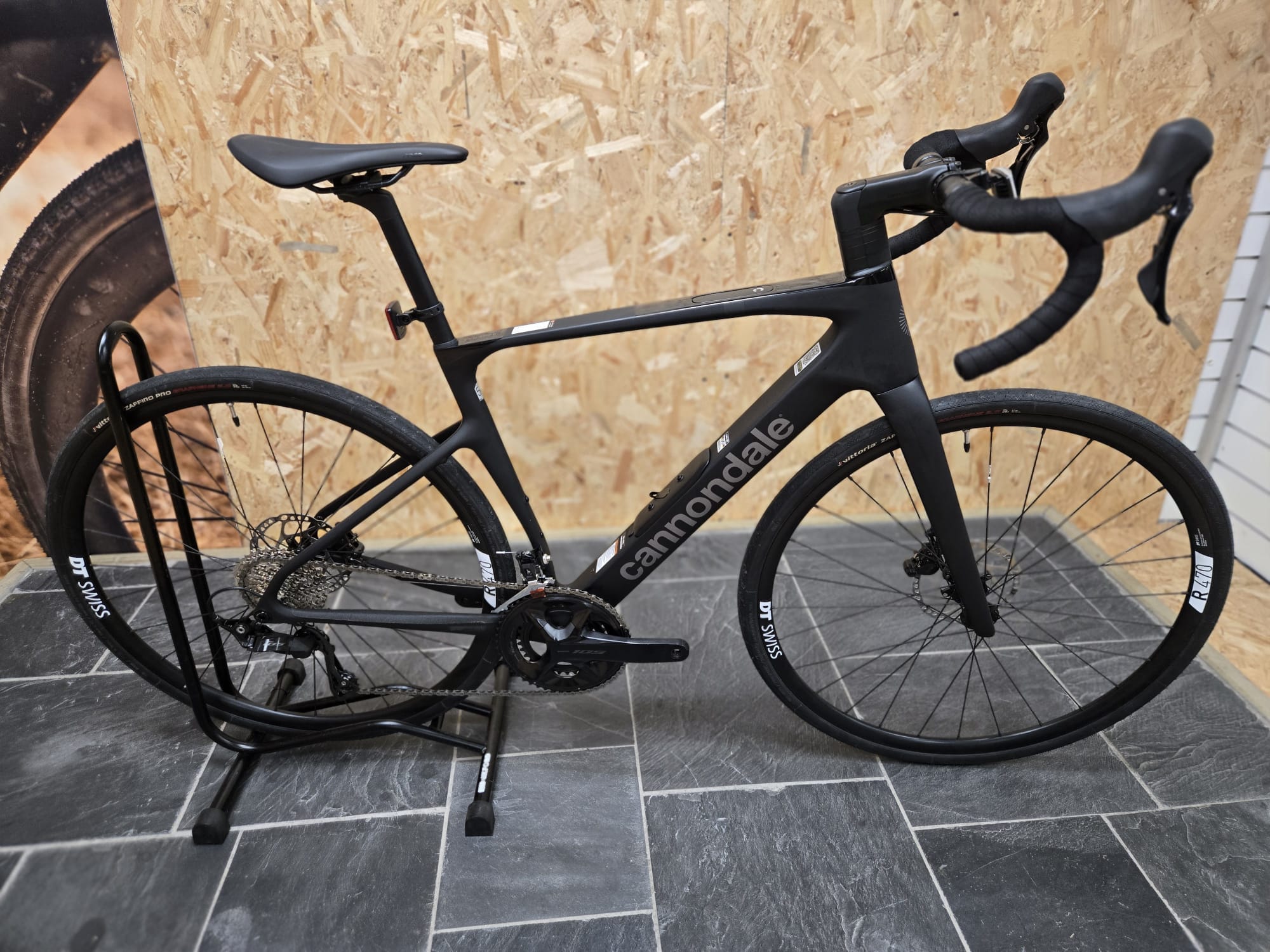 Cannondale Bicycles 54cm Cannondale Synapse Carbon 5 - Ex-Demo - 54cm Black