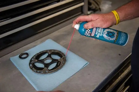 Finish Line Disc Brake Cleaner Aerosol - 10 oz / 295 ml