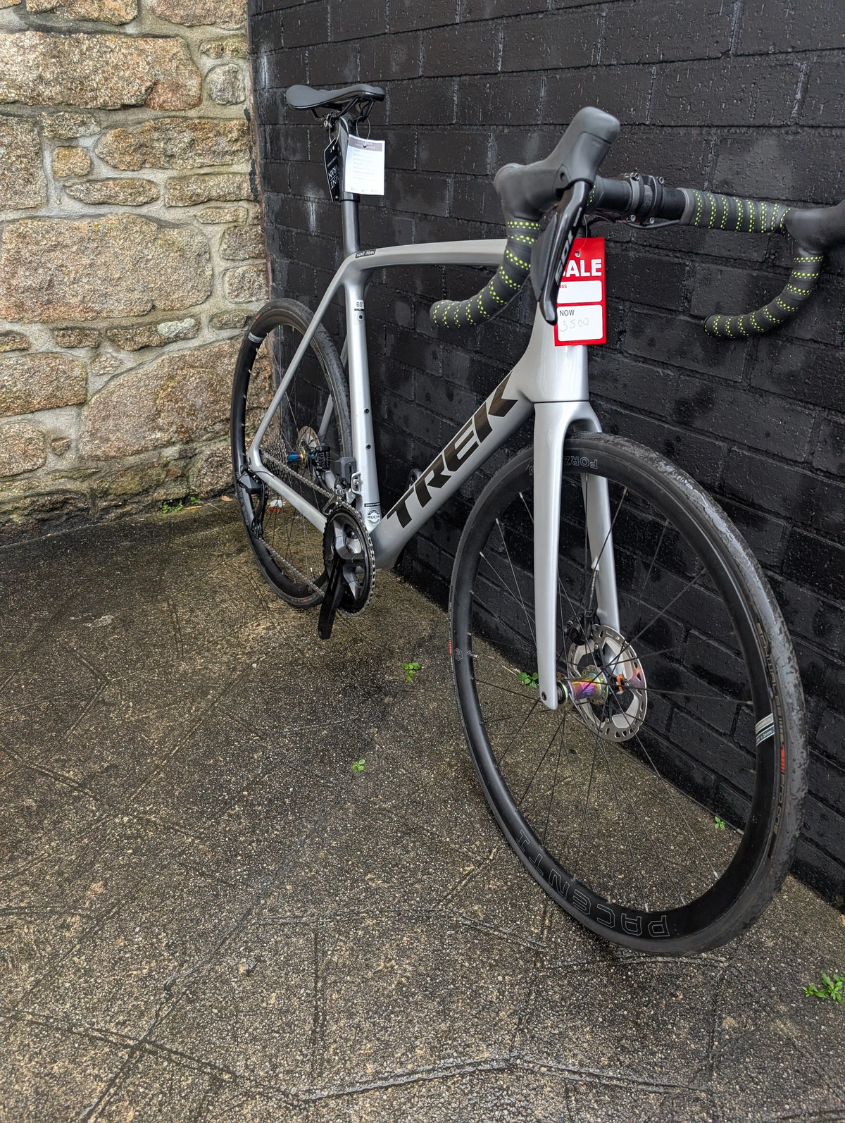 Preloved Trek Ex Team Road Bike Saint Piran Service Course